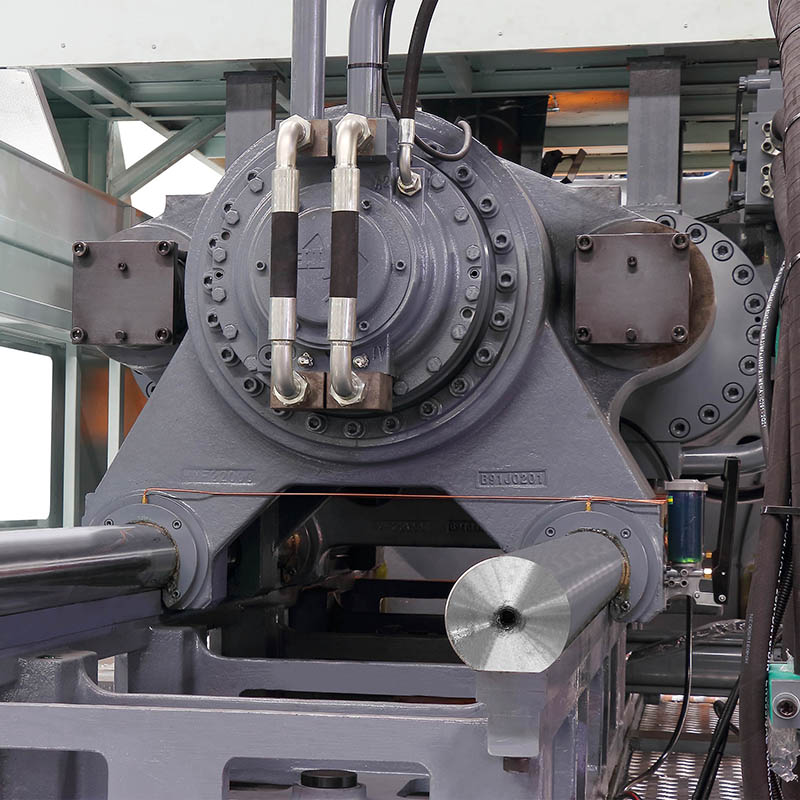 HXM2200：HXMサーボ射出成形機